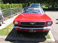 Ford Mustang I cabriolet, de 1965-1968 (photo prise a Tassin, 07-2012) (01)